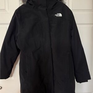 The North Face Woman’s Artic Waterproof Parka in Black 1X Plus Size